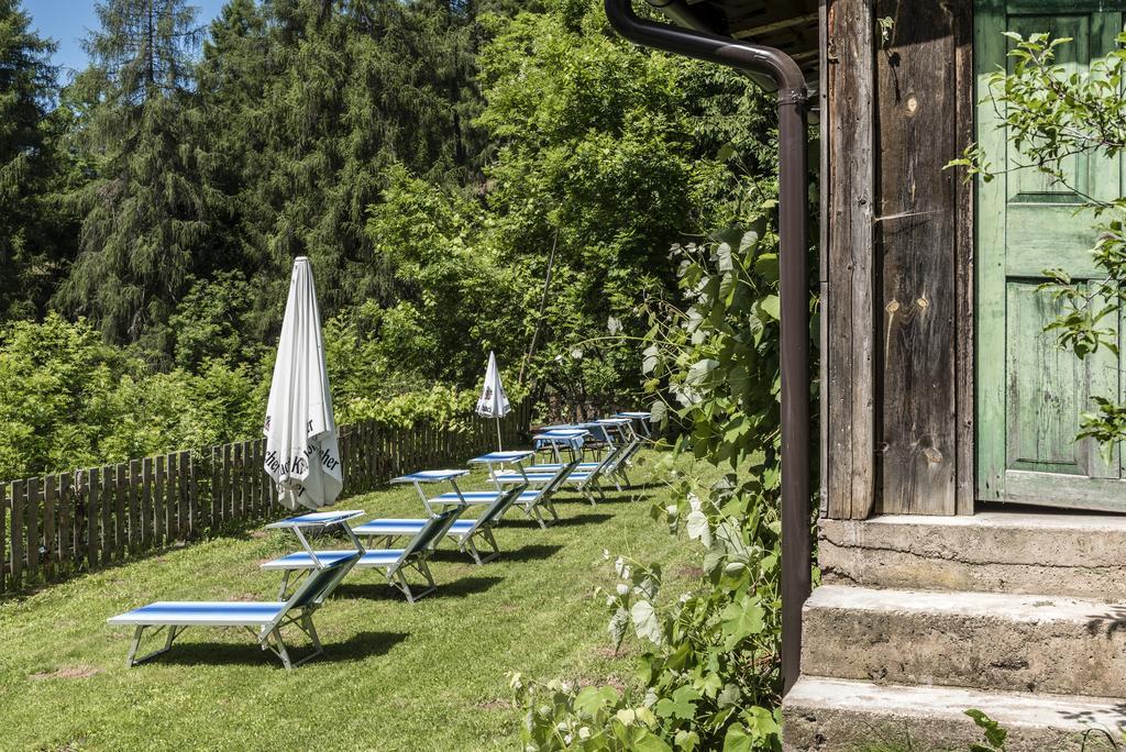 Naturhotel Waldheim Anterivo Esterno foto