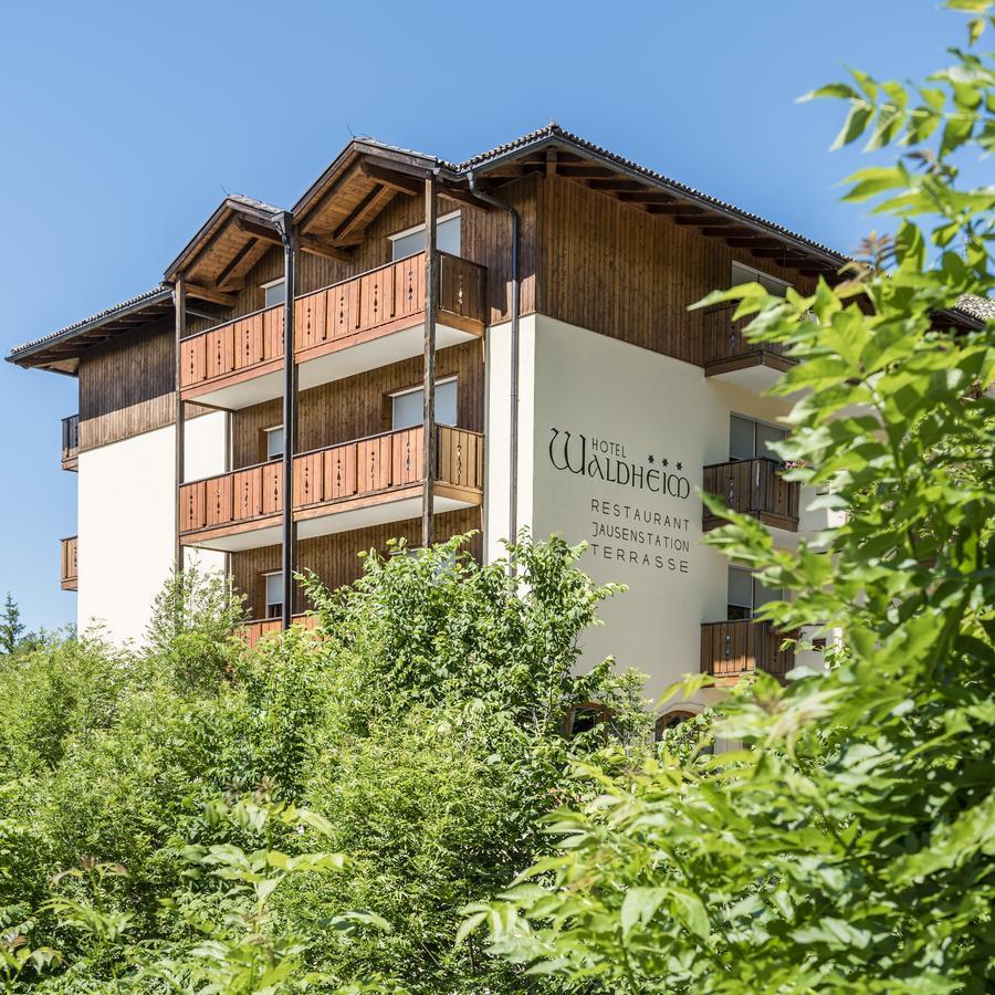 Naturhotel Waldheim Anterivo Esterno foto